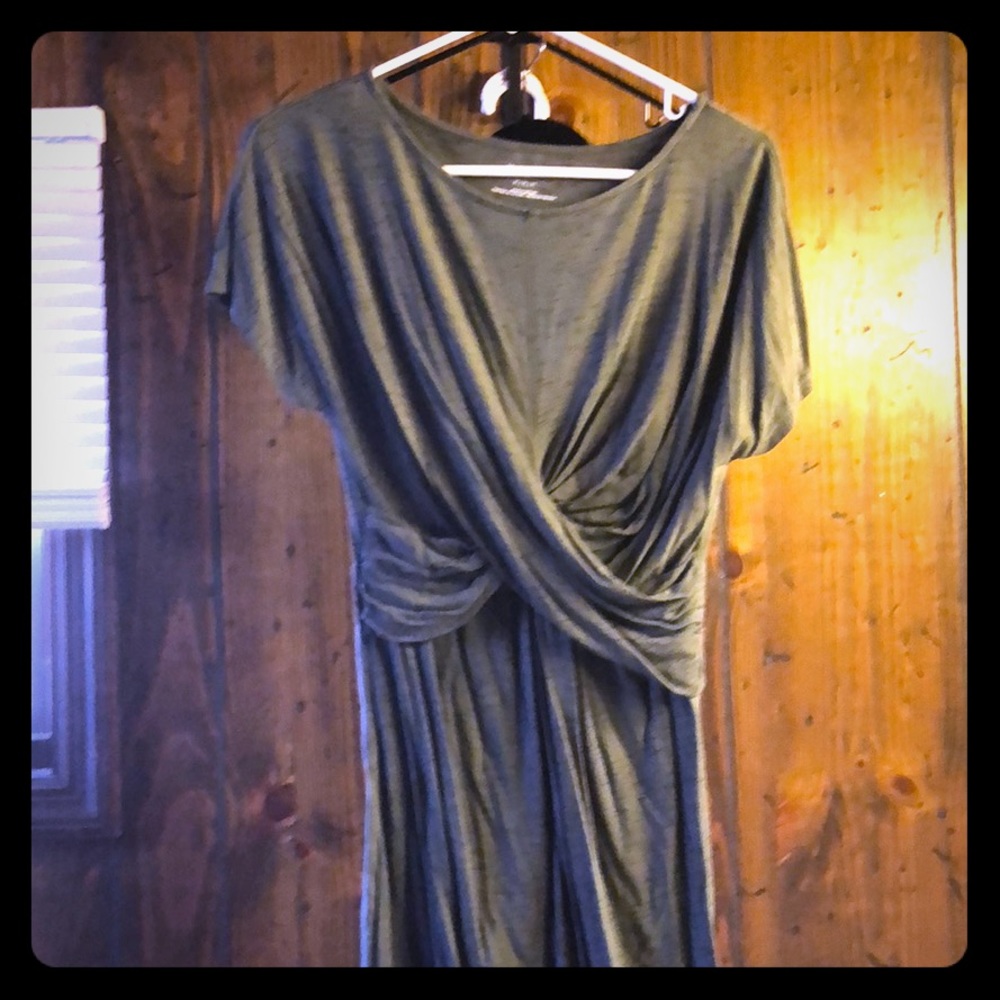 Maternity tee